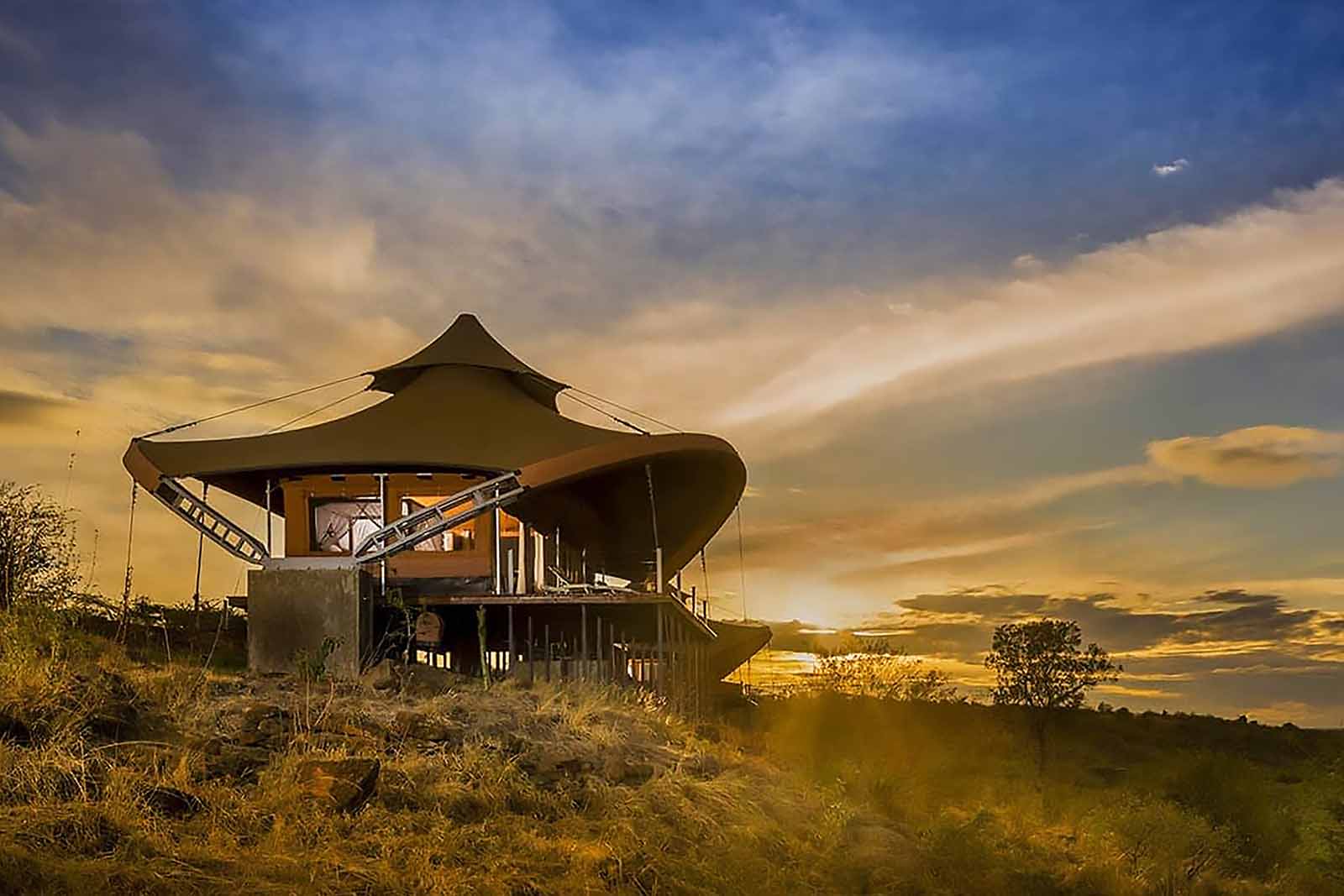 Tanzania: Serengeti Plains & the Ngorongoro Crater